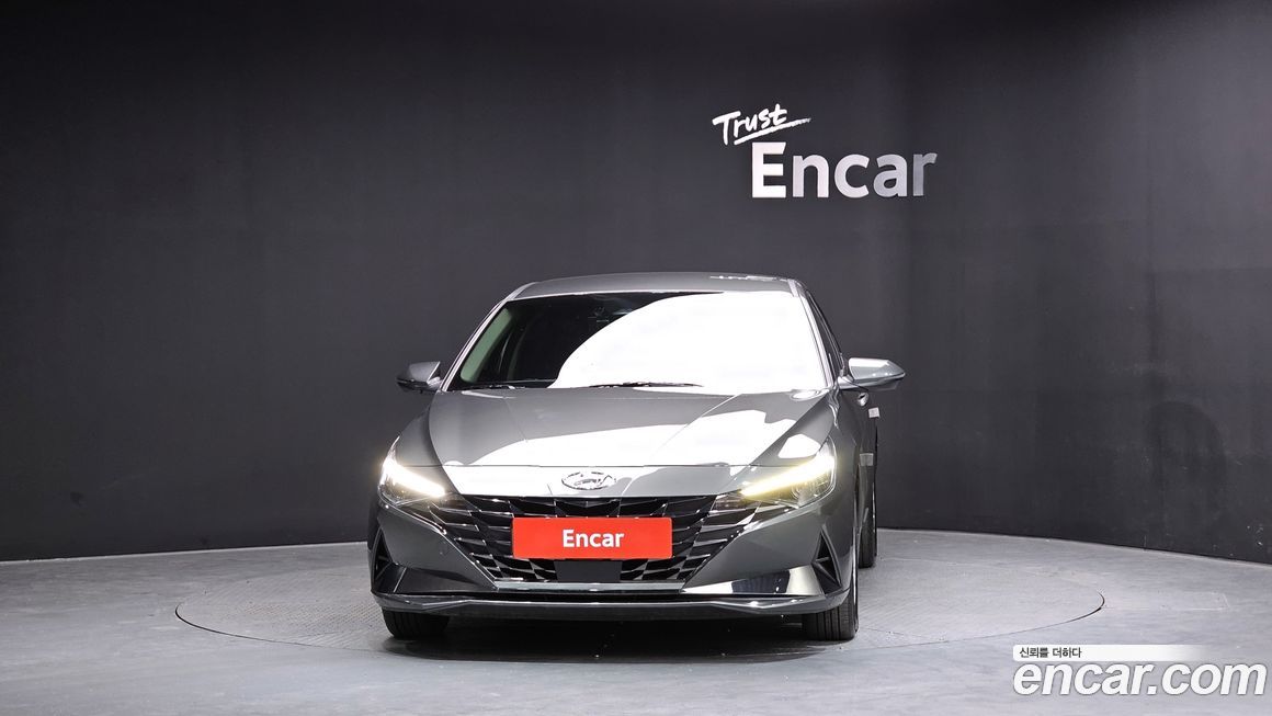 Hyundai AVANTE 2022