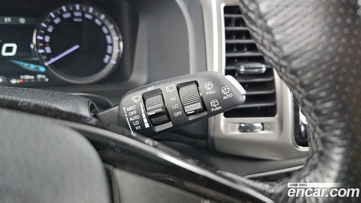 KG_Mobility_Ssangyong Rexton 2018