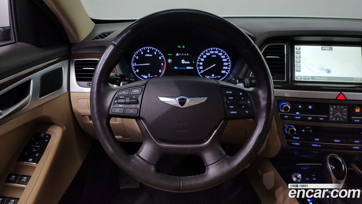 Hyundai Genesis 2016