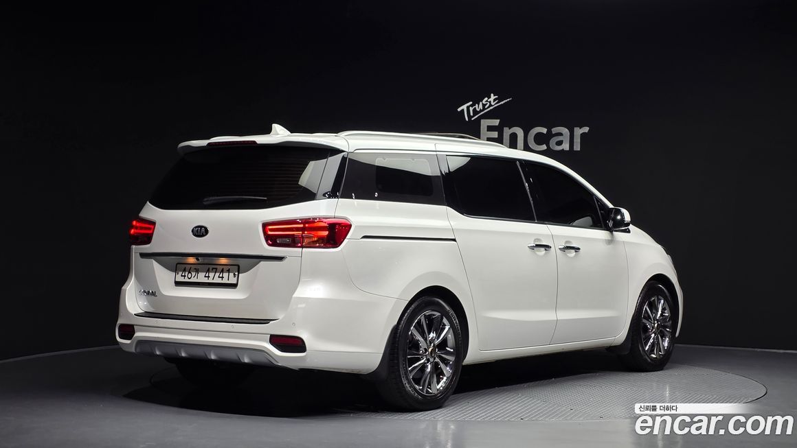 Kia Canival 2019