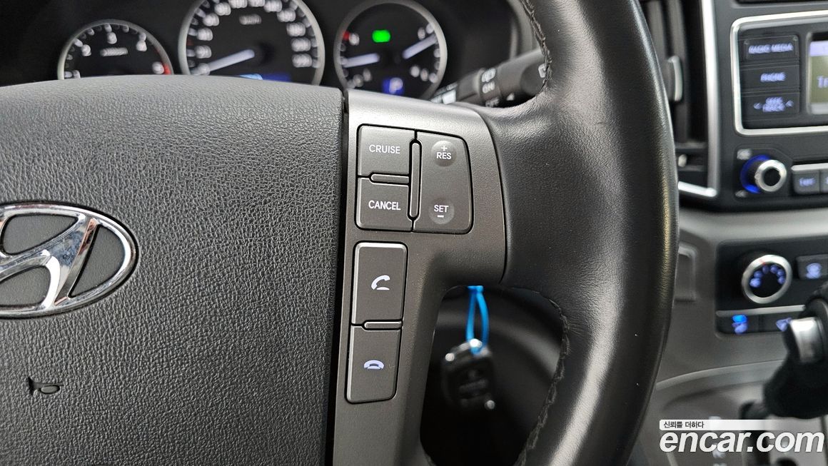 Hyundai Starex 2021