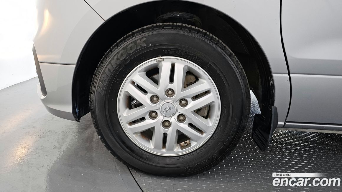 Hyundai Starex 2021