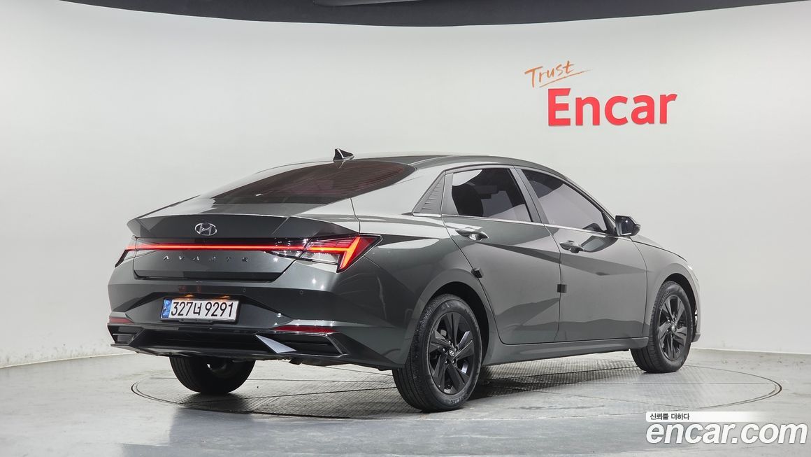 Hyundai AVANTE 2021
