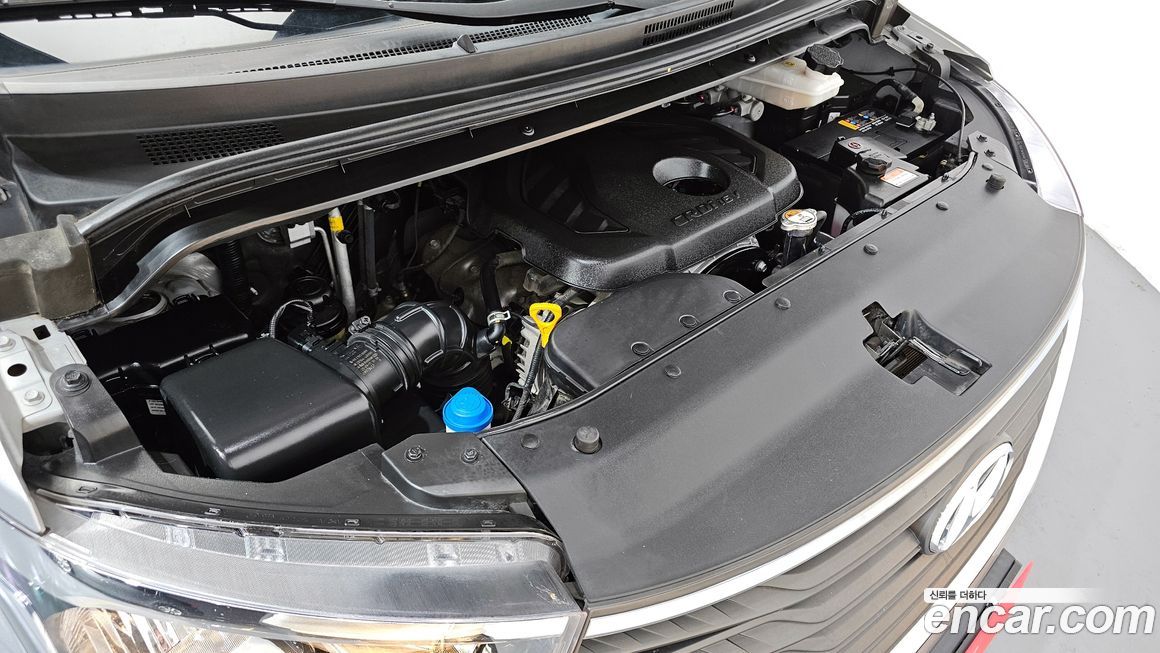 Hyundai Starex 2021