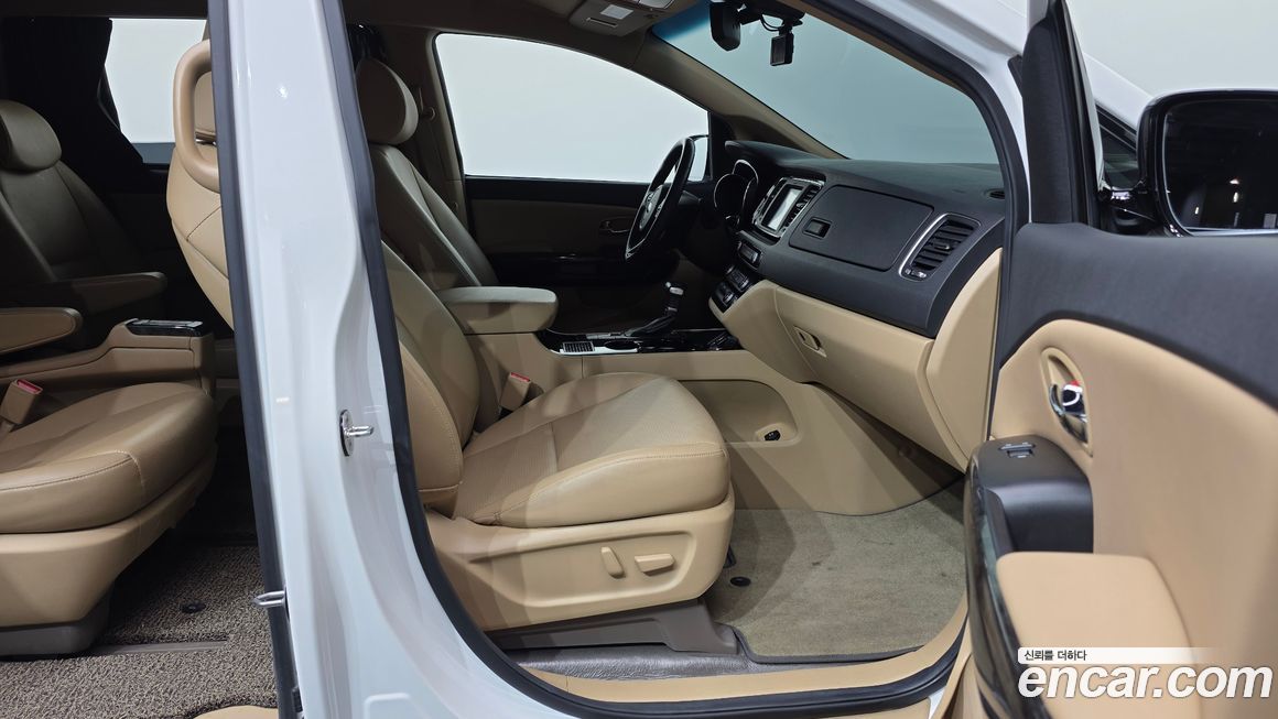 Kia Canival 2019