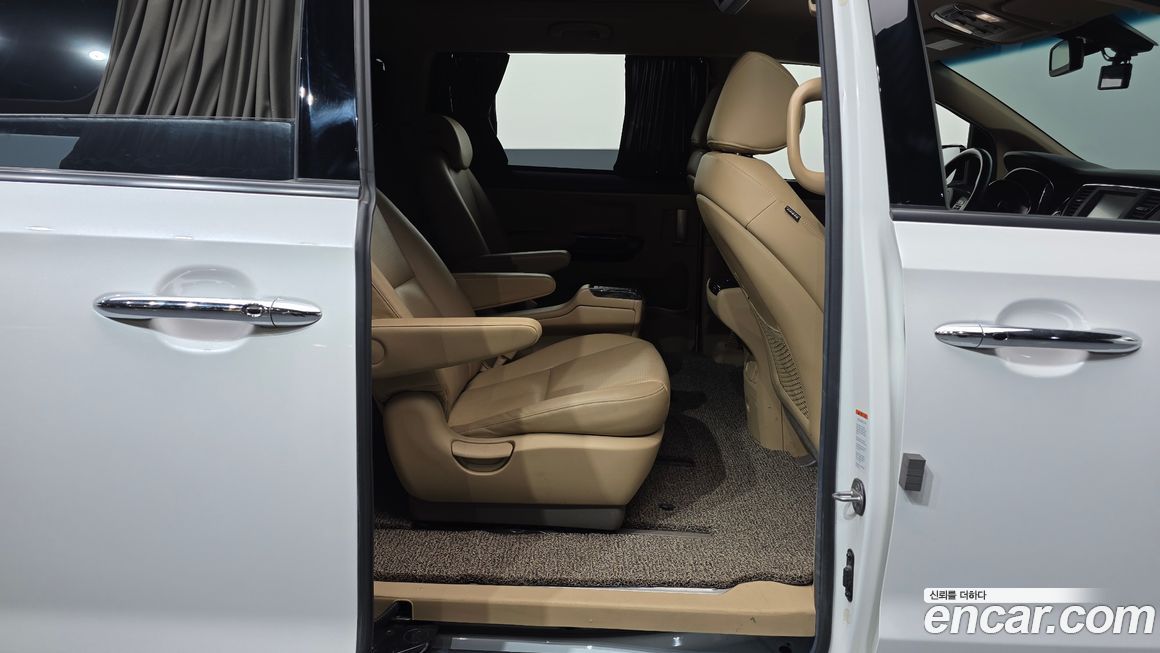 Kia Canival 2019
