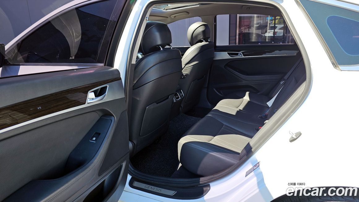 Genesis G80 2018