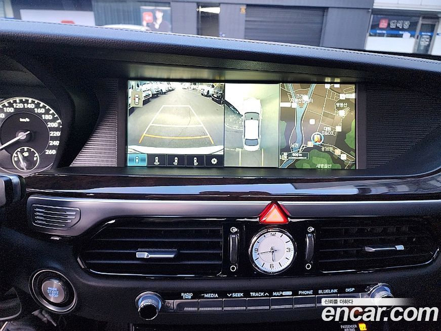 Genesis EQ900 2016