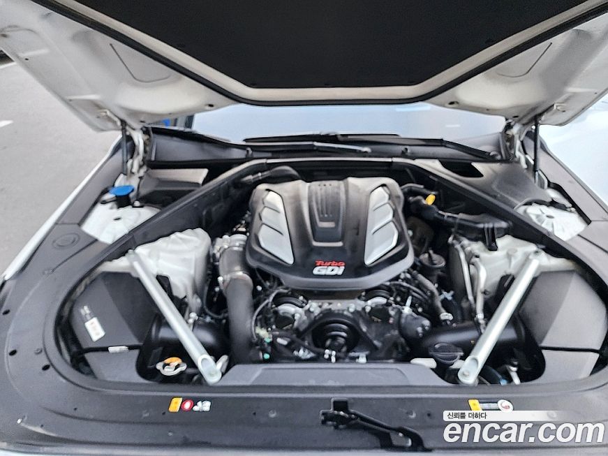 Genesis EQ900 2016