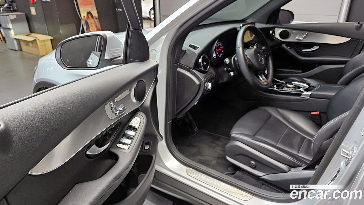 Mercedes-Benz GLC-Class 2017