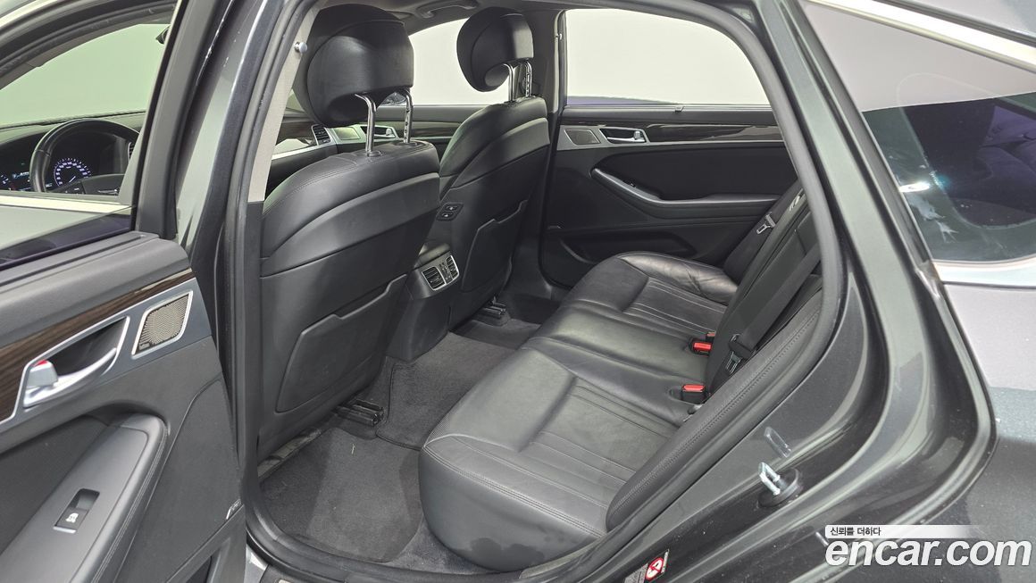 Genesis G80 2018