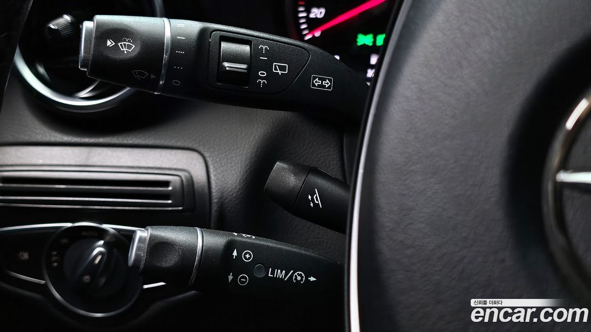 Mercedes-Benz GLC-Class 2017