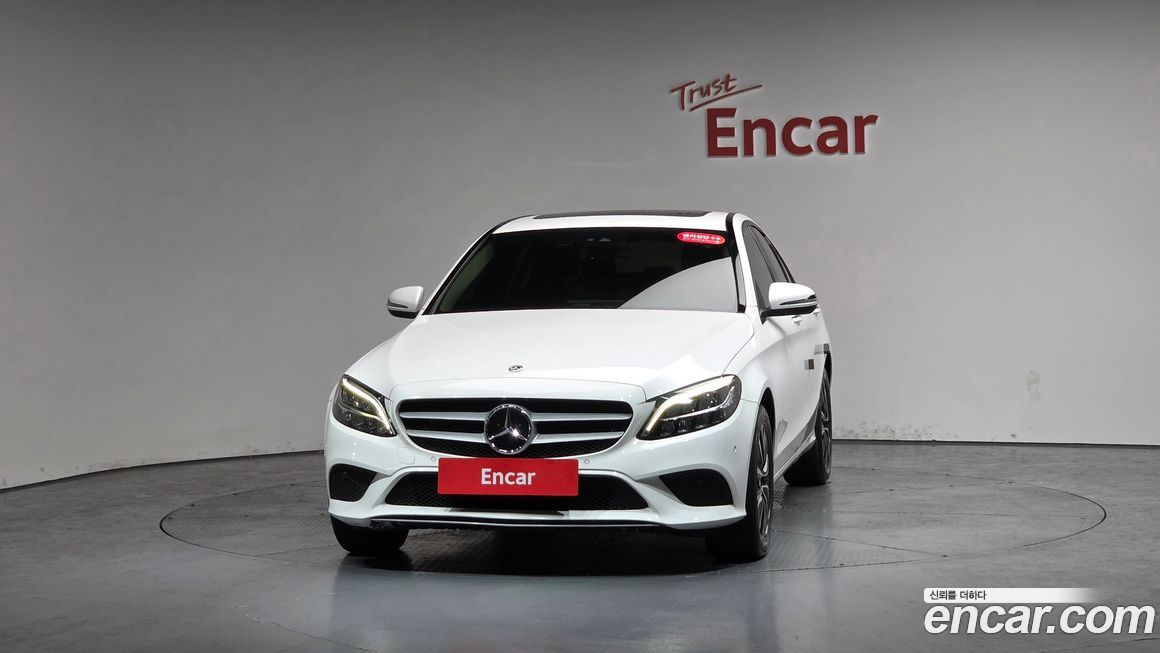 Mercedes-Benz C-Class 2020