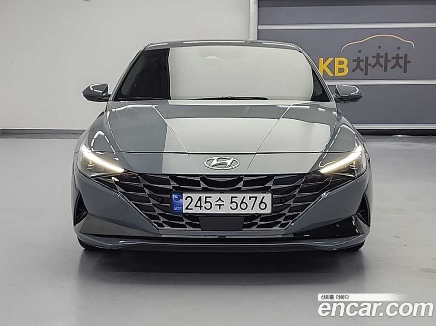 Hyundai AVANTE 2021