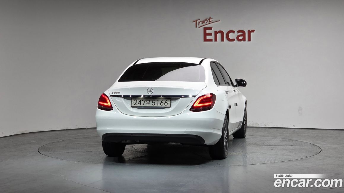 Mercedes-Benz C-Class 2020
