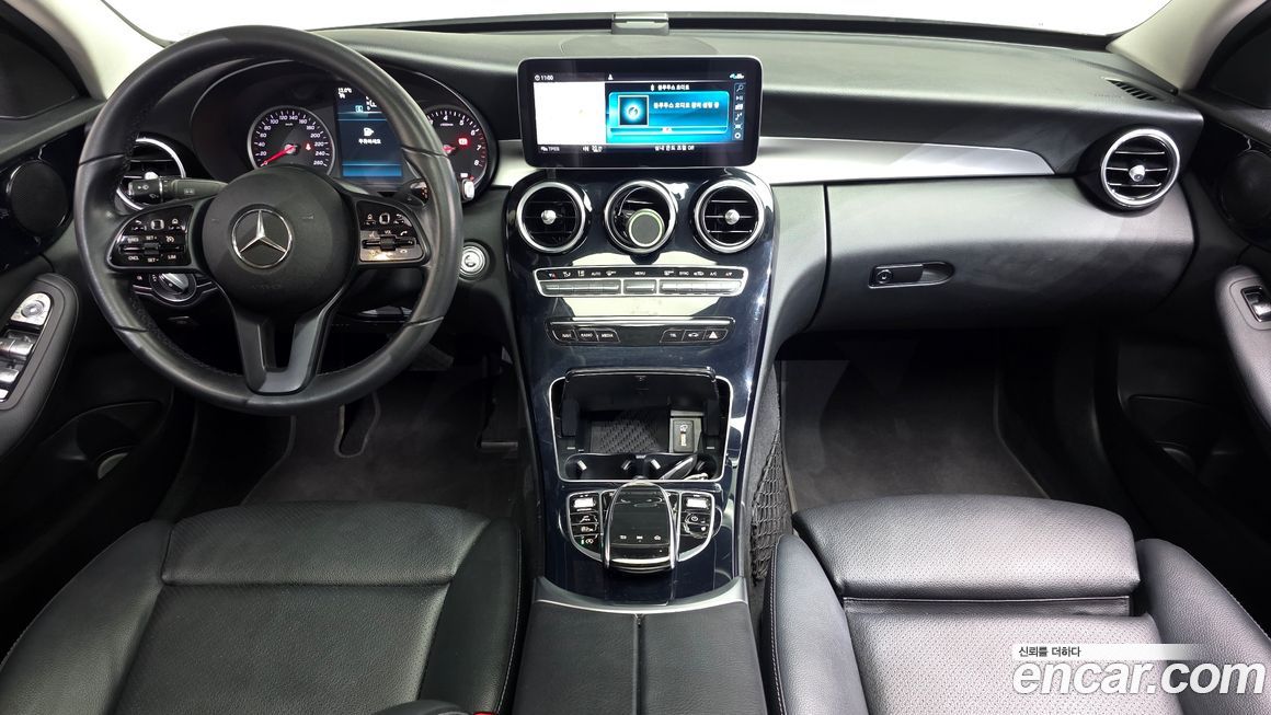 Mercedes-Benz C-Class 2020