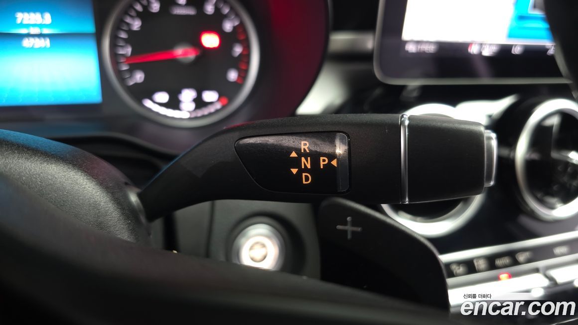 Mercedes-Benz C-Class 2020