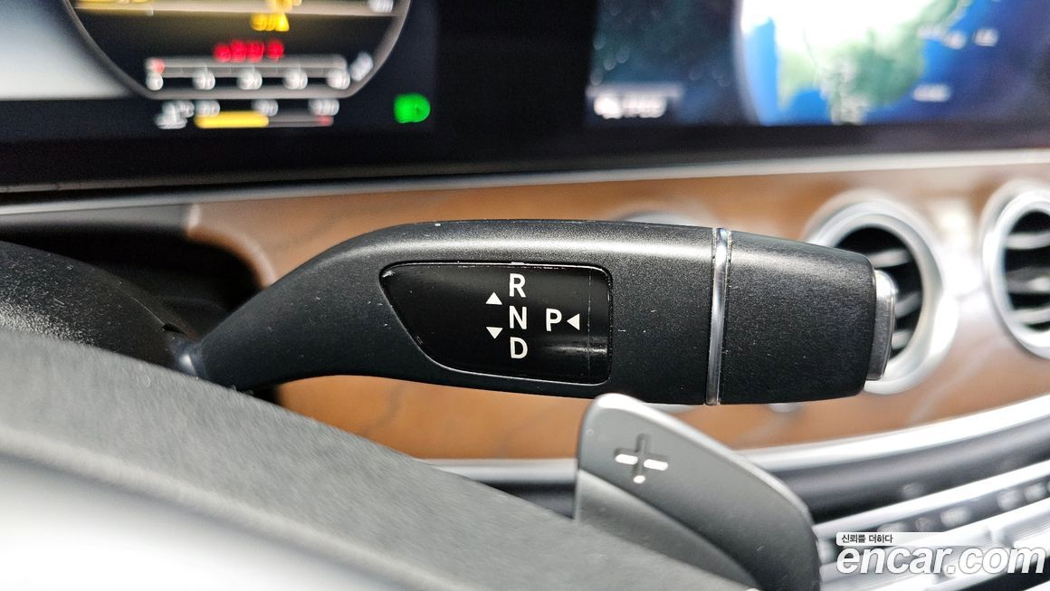 Mercedes-Benz E-Class 2017