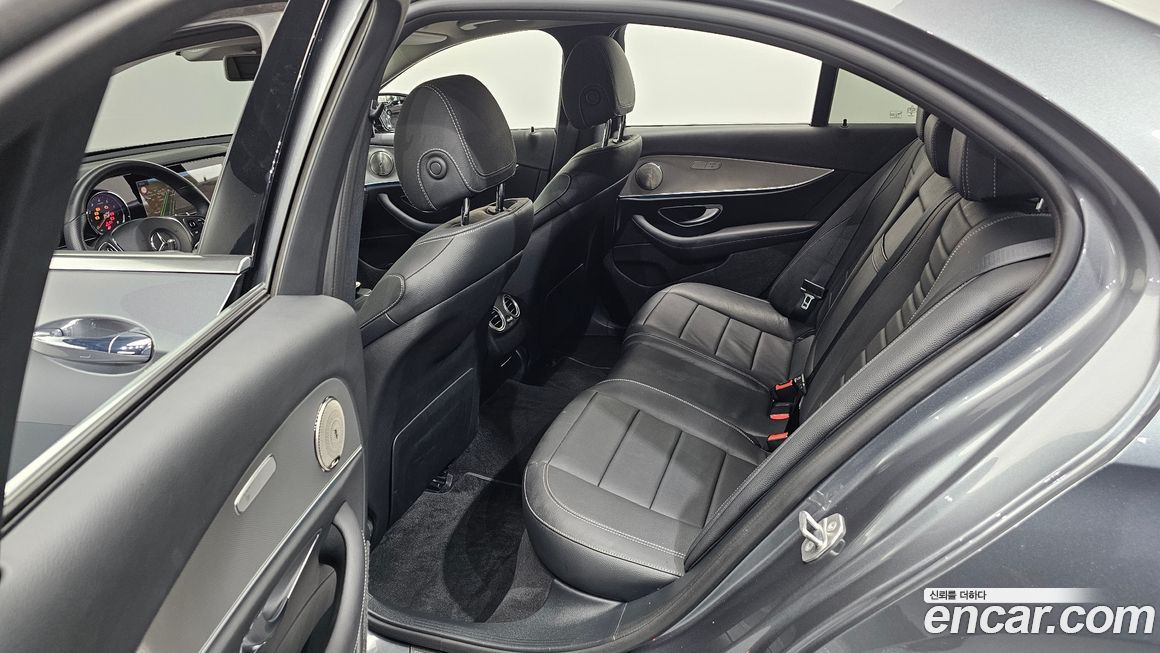Mercedes-Benz E-Class 2018