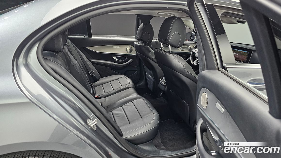 Mercedes-Benz E-Class 2018