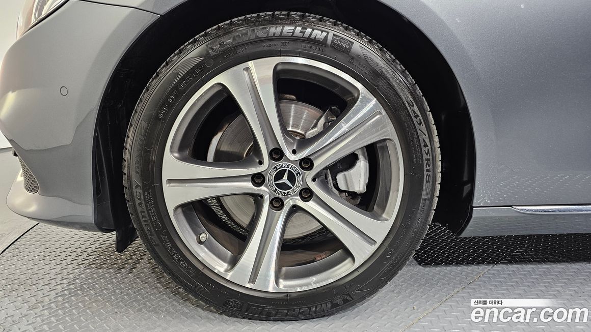 Mercedes-Benz E-Class 2018