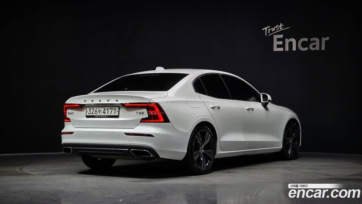 Volvo S60 2020