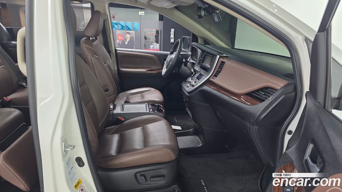 Toyota Sienna 2016