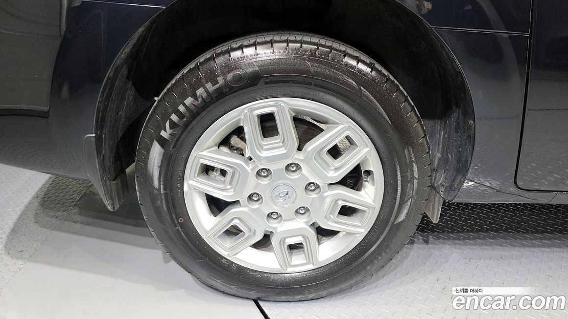 Hyundai Staria 2024