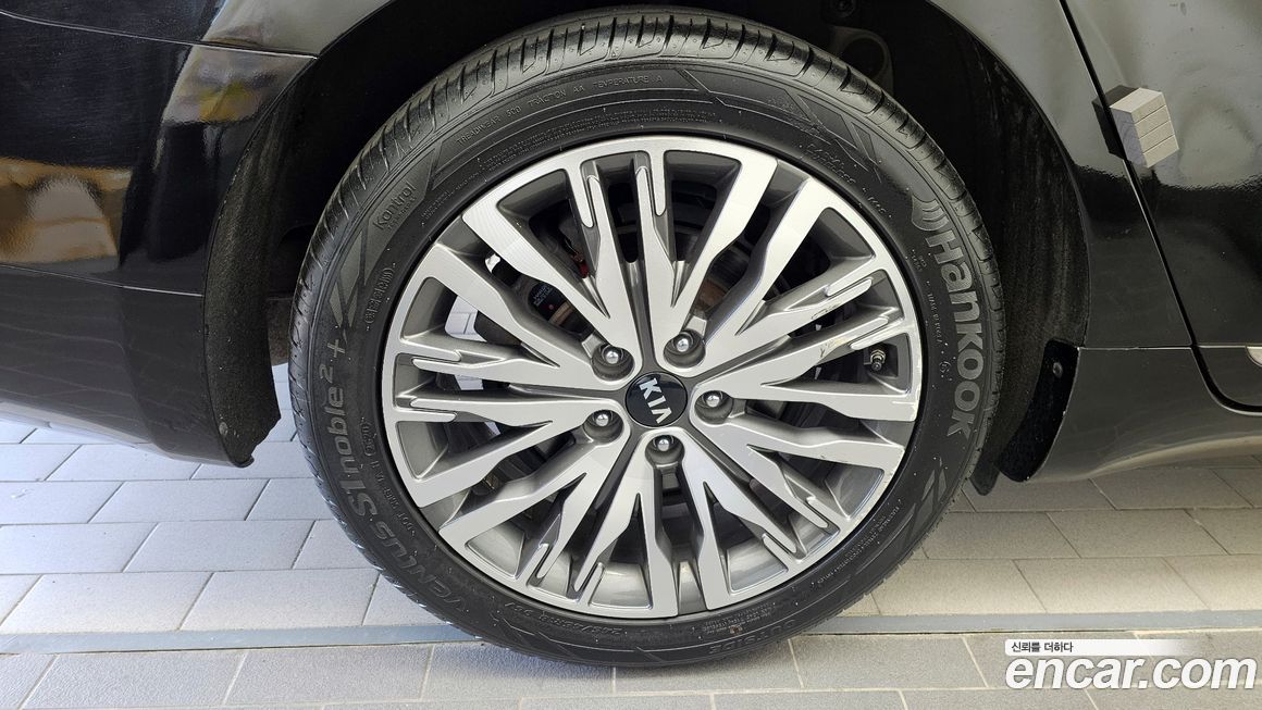 Kia K7 2020