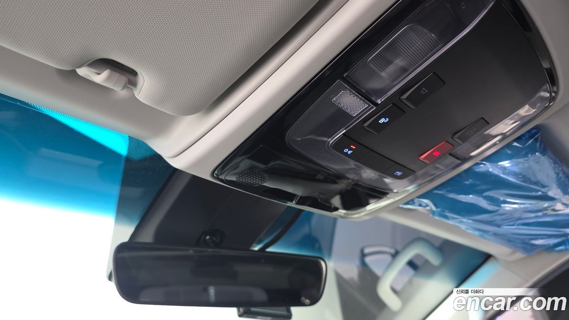 Hyundai Staria 2024