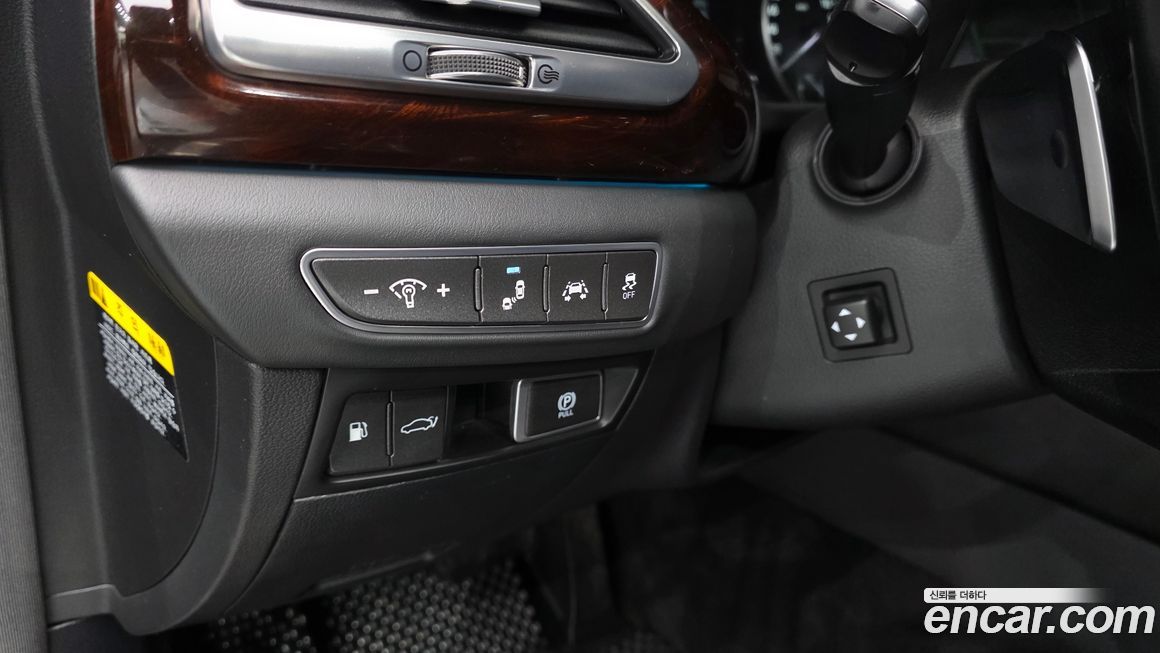 Genesis EQ900 2016