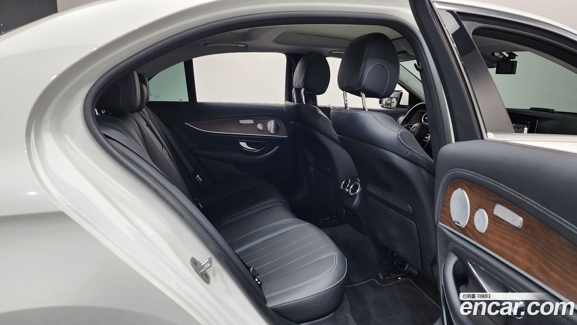 Mercedes-Benz E-Class 2019