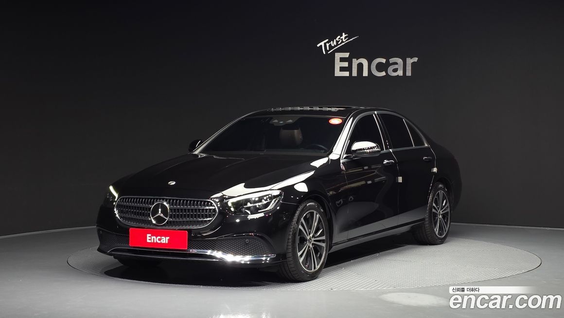 Mercedes-Benz E-Class 2021