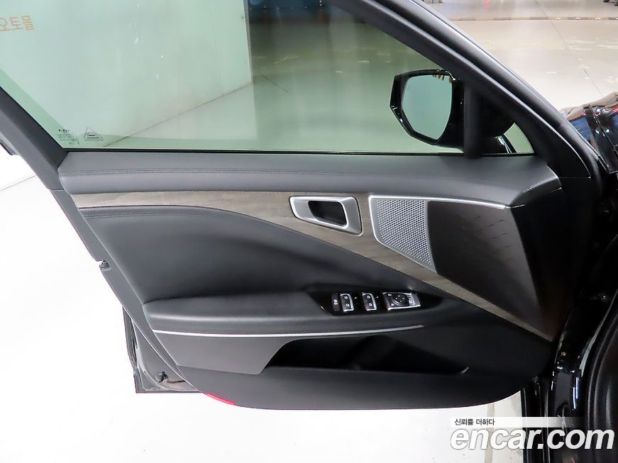 Kia K8 2023
