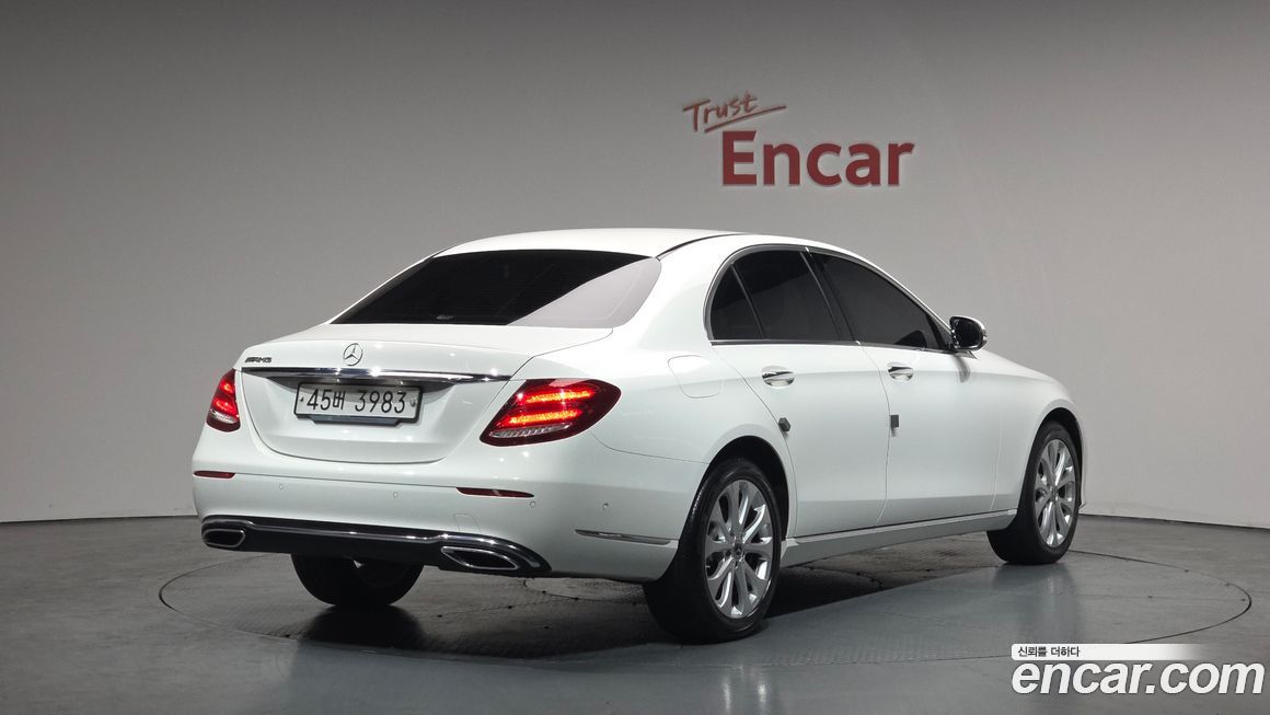 Mercedes-Benz E-Class 2019