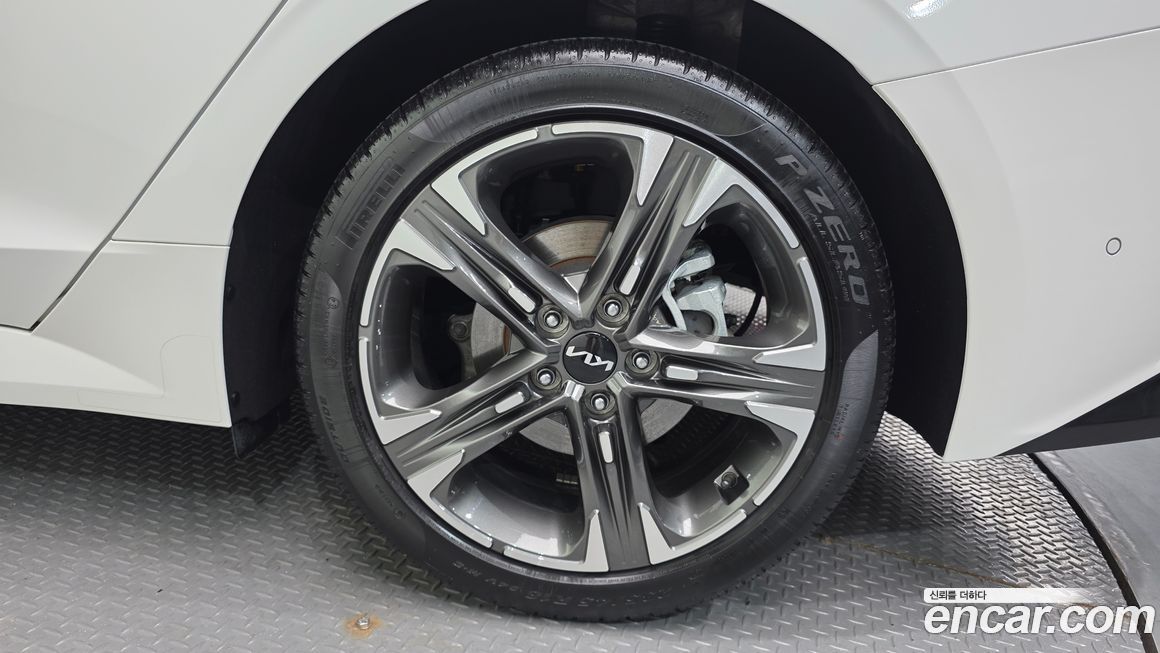 Kia K5 2023