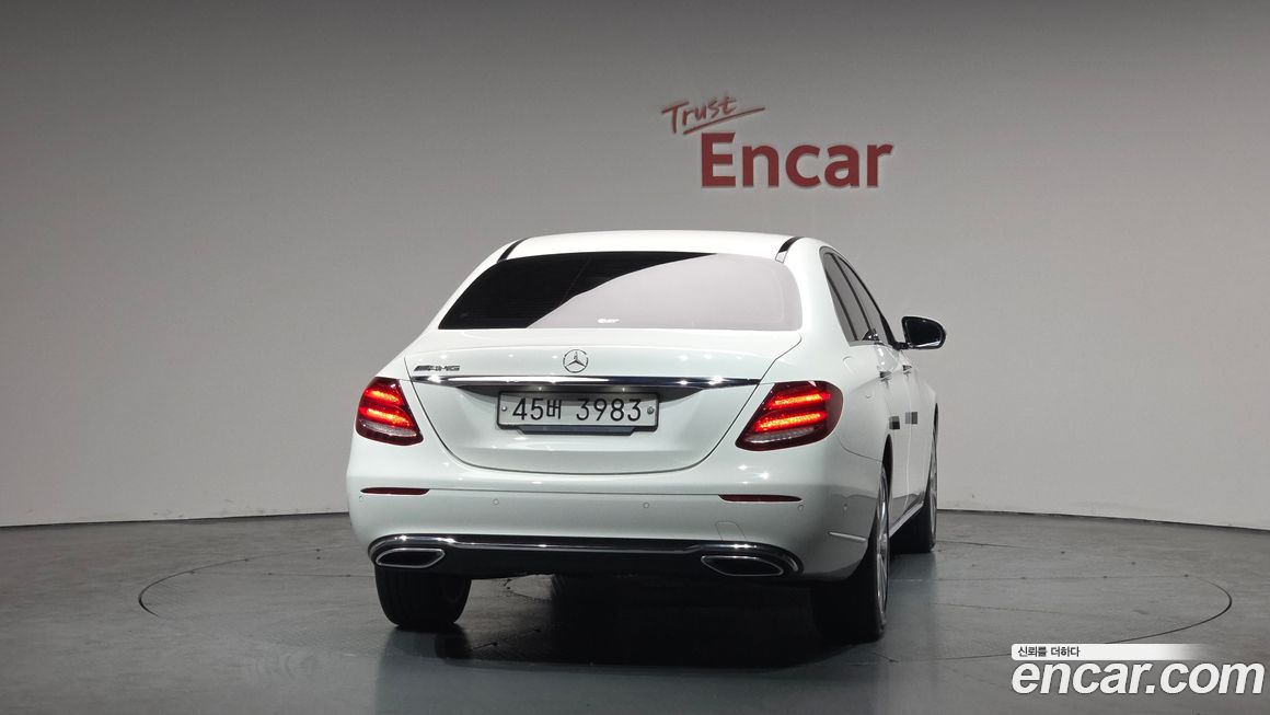 Mercedes-Benz E-Class 2019