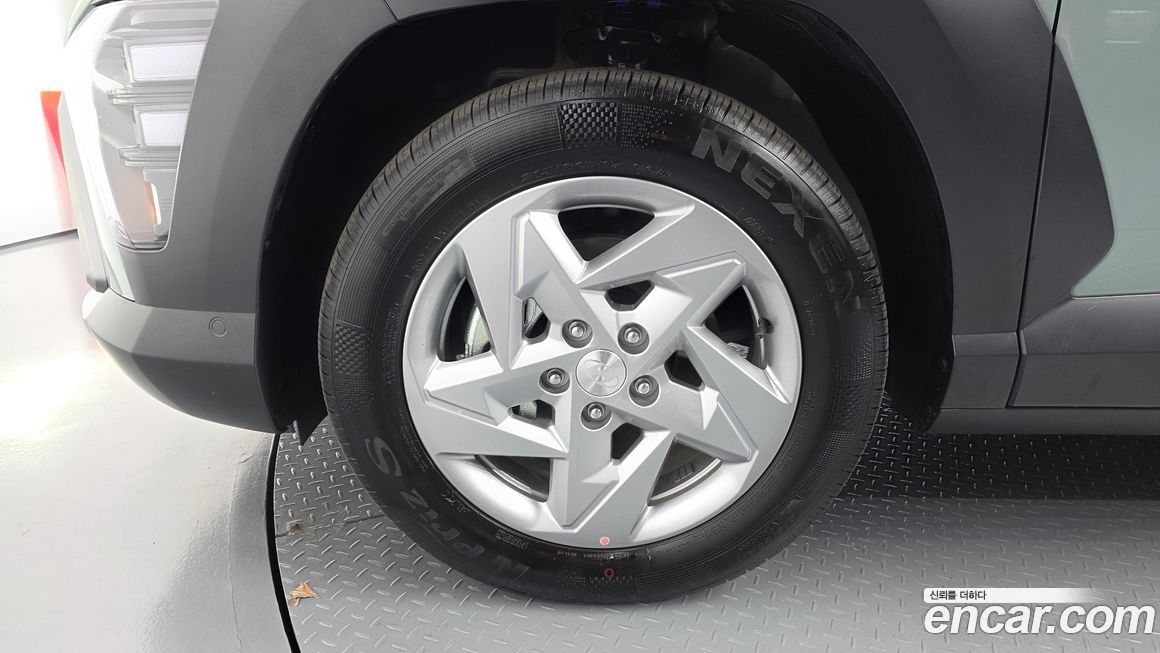Hyundai Kona 2025