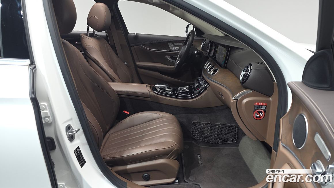 Mercedes-Benz E-Class 2019