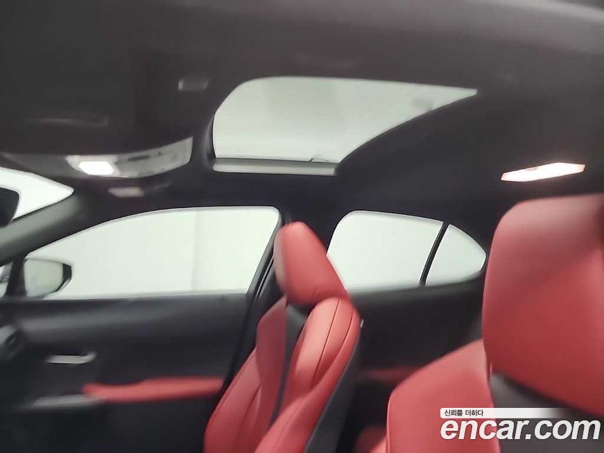 Lexus UX 2020