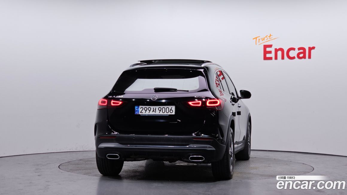 Mercedes-Benz GLA-Class 2020