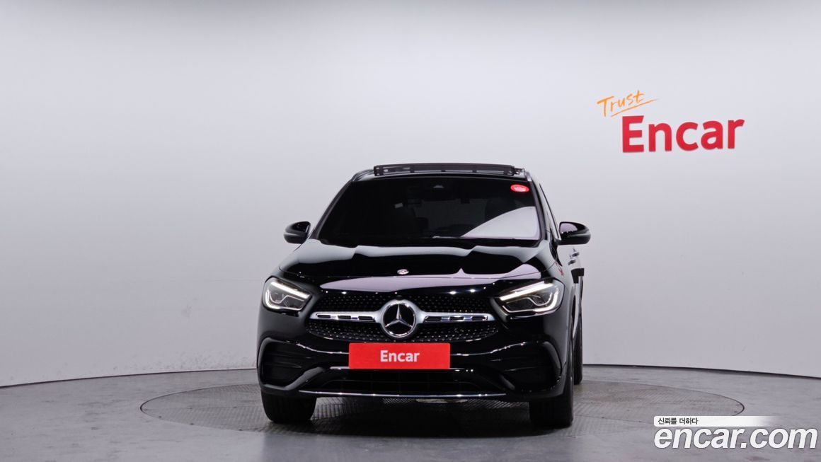 Mercedes-Benz GLA-Class 2020