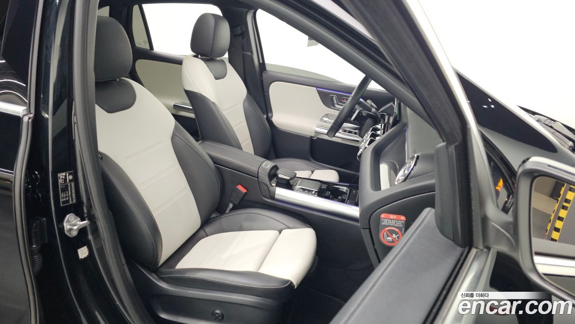 Mercedes-Benz GLA-Class 2020