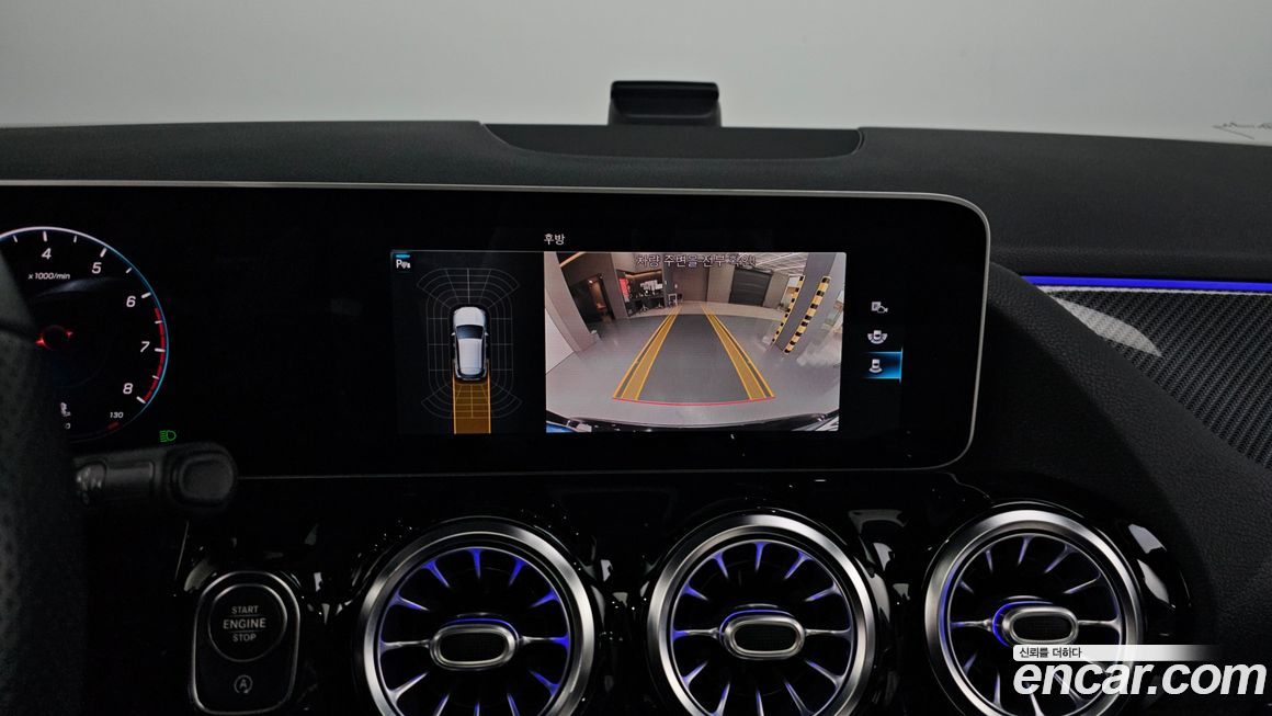 Mercedes-Benz GLA-Class 2020