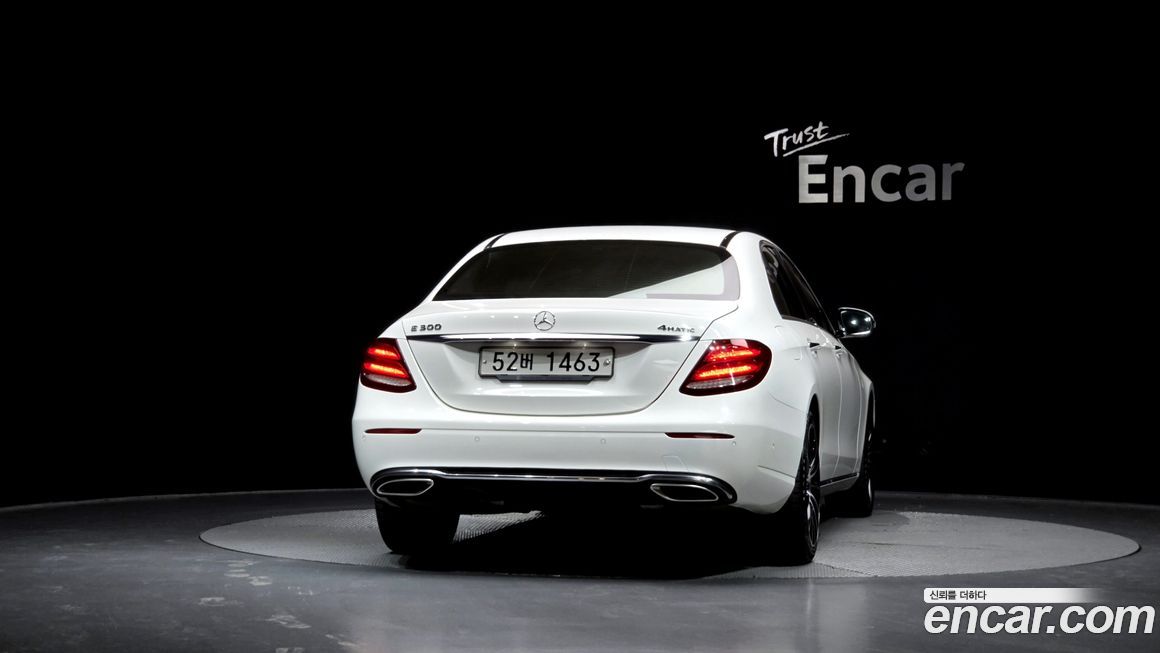 Mercedes-Benz E-Class 2017