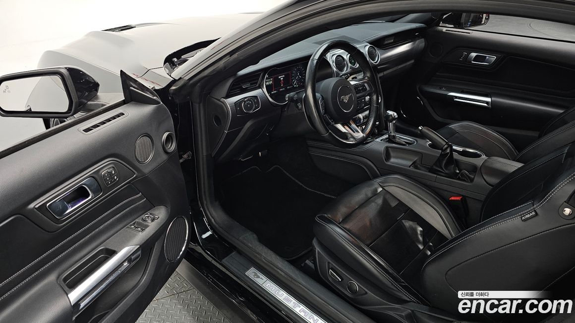 Ford Mustang 2019