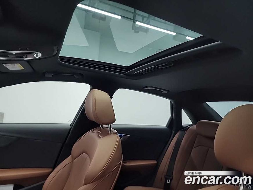 Audi A4 2023