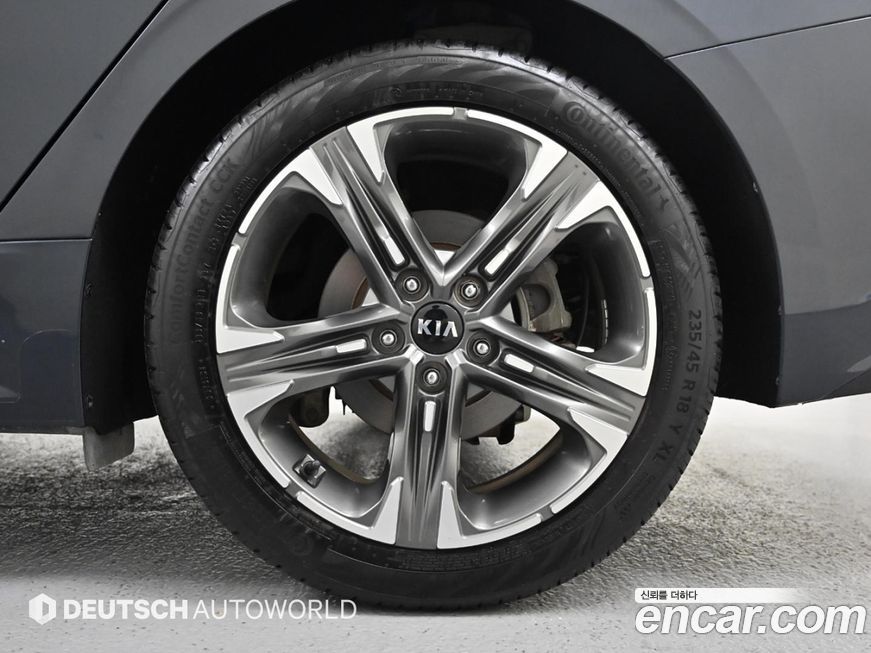 Kia K5 2021