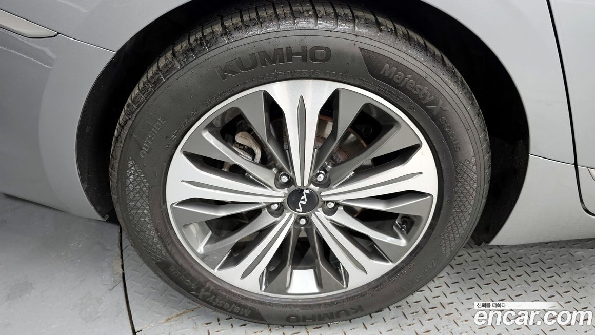 Kia K8 2023