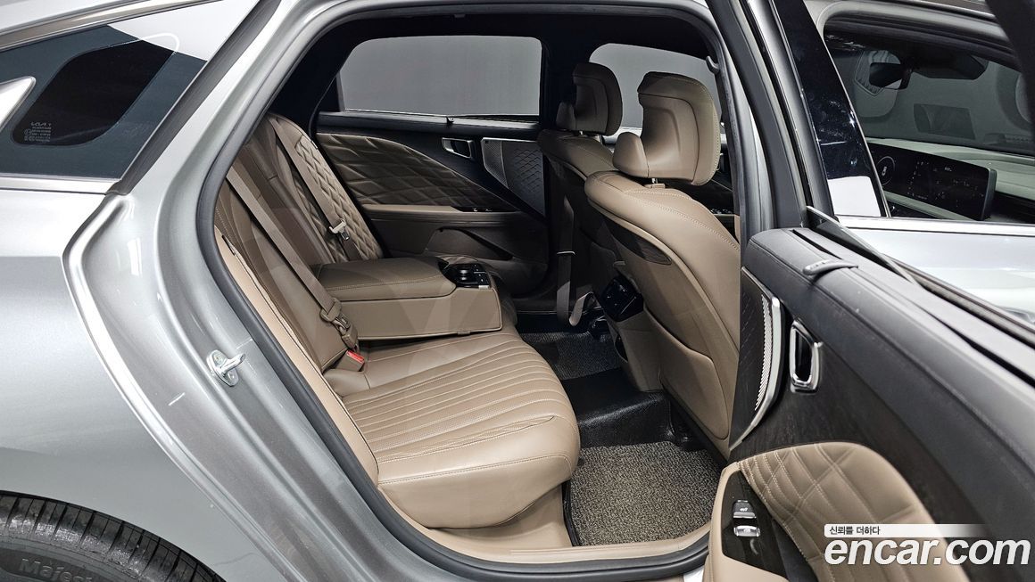 Kia K8 2023